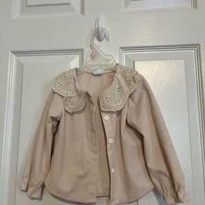 SHEIN Cream Kids Jacket with Lace Collar